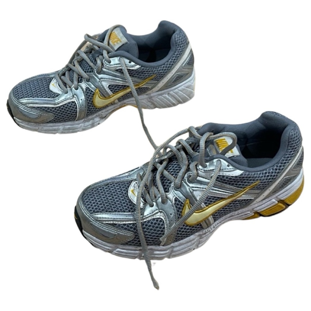 NIKE Nike Air Citius 2+ Running Shoes Silver Gray Yellow White size 8